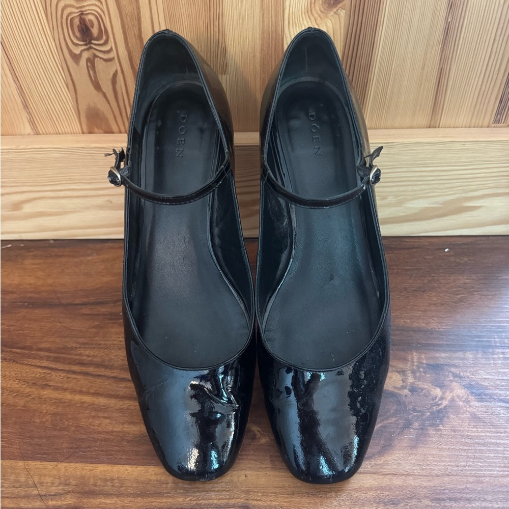 Doên Patent Leather Mary Jane Block Heel
